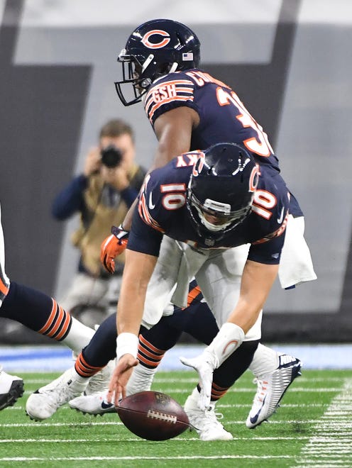 Bears quarterback Mitchell Trubisky fumbles the ball on the snap but is able to recover in the fourth quarter.