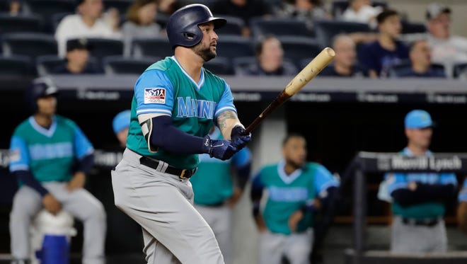 25. Yonder Alonso, 1B, 31: After years of relative anonymity, he broke out in a big way with the A's and Mariners, easily setting career highs in homers (28), RBIs (67) and OPS (.866). He slowed a bit down the stretch, however. PREDICTION: Angels, 4Y/$47M. UPDATE: Indians, 2Y/$16M.