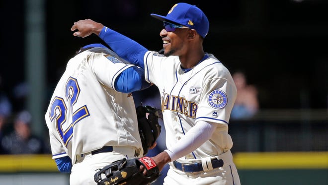 34. Jarrod Dyson, CF, 33: For a light hitter with a .674 OPS, his WAR (2.6) this past year with the Mariners shows you just how good his defense is. PREDICTION: Mariners, 3Y/$25M. UPDATE: Diamondbacks, 2Y/$7.5M.