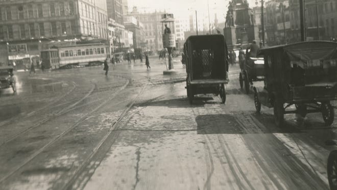 A street view of Michigan Avenue, date unknown.