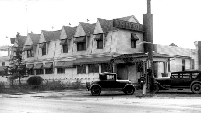 The Northwood Inn on Woodward and Catalpa in Berkley was a popular Detroit-area tavern. While the term "tavern" was used loosely, it typically meant a restaurant and bar with rooms for overnight travelers outside the city, located on a major road.