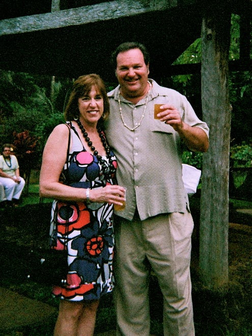 Jane and Robert Bashara in Hawaii in 2011. Prosecutors say Robert Bashara wanted to collect her 401(k) and life insurance money and set himself up in the bondage, discipline and sadomasochistic lifestyle with his longtime girlfriend, Rachel Gillett.