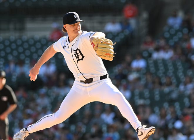 Tigers pitcher Shelby Miller delivers a pitch in the ninth inning.