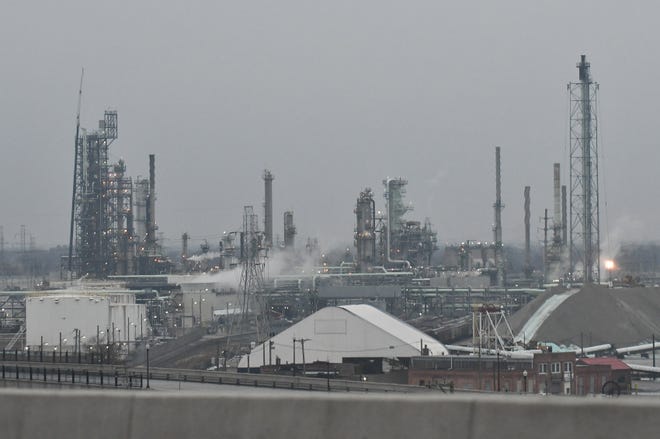 The Detroit City Council had called a public hearing inviting Marathon Petroleum Corp. to clarify to citizens its stomach-churning odor release in February.