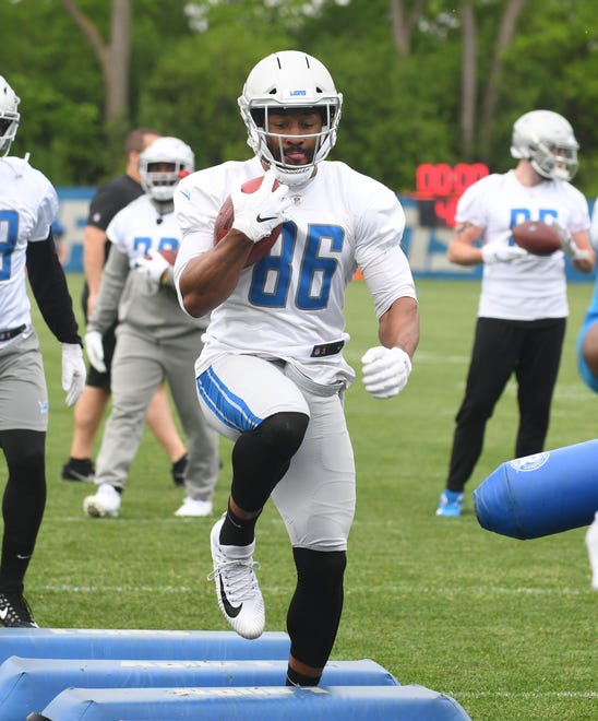 Lions tight end Jerome Cunningham works his way through the obstacles.