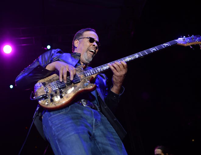 2019 Artist-in-Residence, Stanley Clarke and his band performs on the JP Morgan Chase Main Stage.