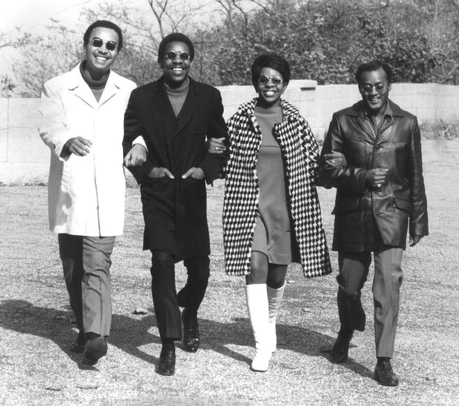 Although the Pips never had any commercial success on their own, they were famous for the distinctive background harmonies that they provided for Gladys Knight. Edward Patten, William Guest, Merald ''Bubba'' Knight, the older brother of Gladys, helped formed the band.