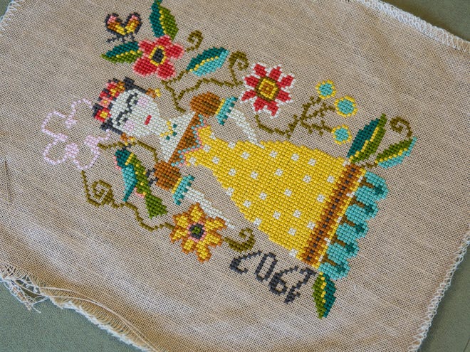 This piece is by Embroidery Guild member Joy Rose of Livonia.