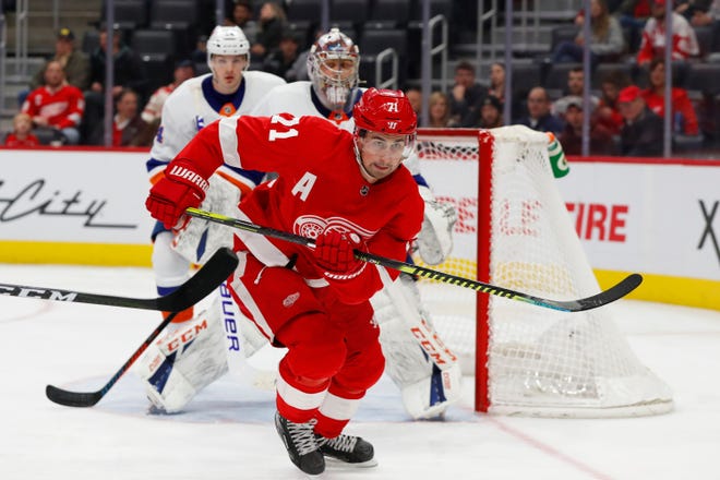 Detroit Red Wings center Dylan Larkin (71) plays against the New York Islanders in the second period.