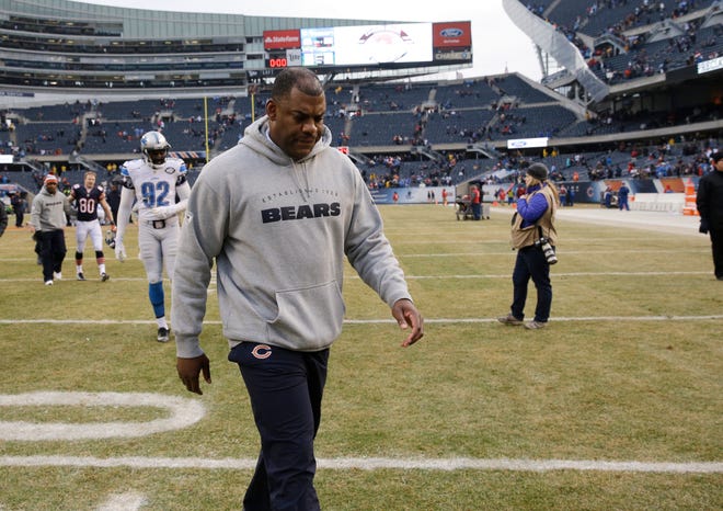 Chicago Bears defensive coordinator Mel Tucker walks off the field after a game against the Detroit Lions Dec. 21, 2014, in Chicago. Tucker was defensive coordinator for the Bears from 2013-14.