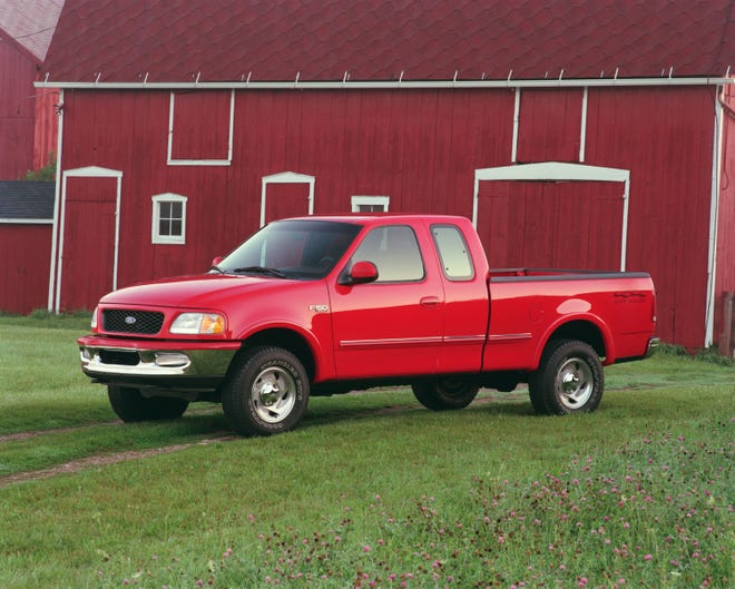 1997 Ford F-150 SuperCab.