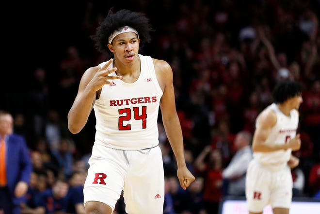 5. Rutgers: The shutdown of the postseason was a cruel twist for the Scarlet Knights, who were set to make the NCAA Tournament for the first time in almost 30 years. Entering this season, the expectation will be to not only get back into the NCAA Tournament but to contend for a Big Ten title. The Scarlet Knights bring back five of their top six scorers, led by Ron Harper Jr. (12.1 points) and Geo Baker (10.9) and bring in top-50 recruit Cliff Omoruyi. After going 18-1 at home last season, they’ll need to figure out a way to pick up some wins away from the RAC.