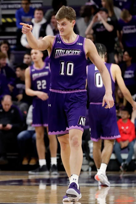 13. Northwestern: The Wildcats have plenty returning from last season, the only problem is that team managed to win just three conference games. It’s hard to imagine a scenario where Chris Collins’ group does much better than that this season, even with the emergence last season of guard Boo Buie as a scoring threat and the solid play of Miller Kopp. It’s shaping up to be another long season in Evantson.