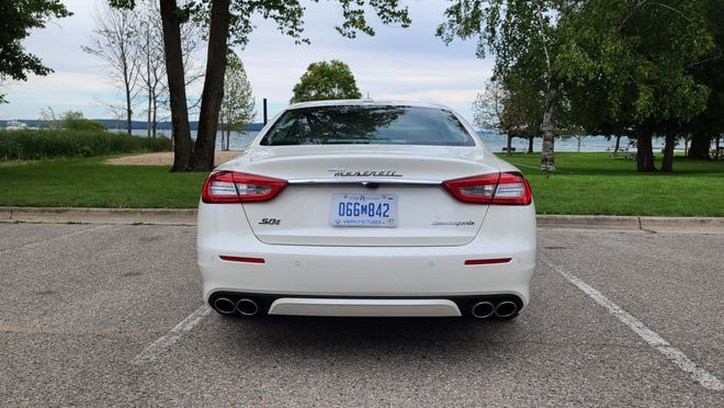 Quad pipes from the 425-horse V-6 marks the rear end of the 2020 Maserati Quattroporte S Q4.