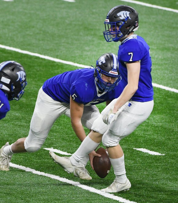 Down by 1 near the end of the first half, Montague's Drew Colllins, Andrew Kooi and Tugg Nochils try a trick play on a kick but can't make the first down.